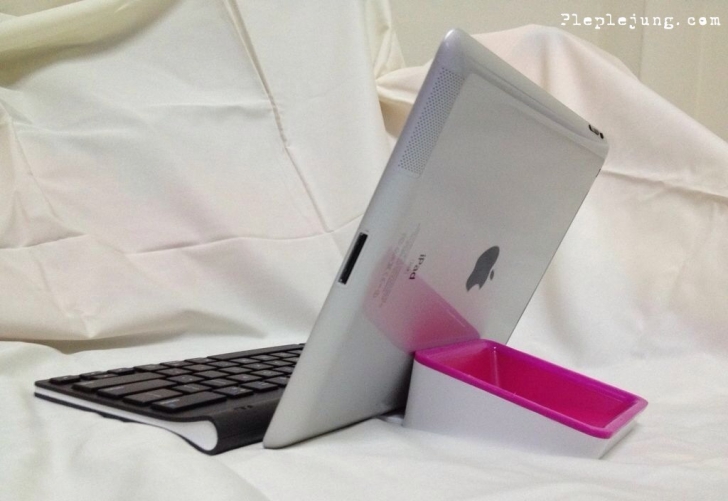 เพิ่มพลังการทำงานด้วย Logitech Keyboard for iPad ช่วยให้การพิมพ์เป็นเรื่องง่ายขึ้น