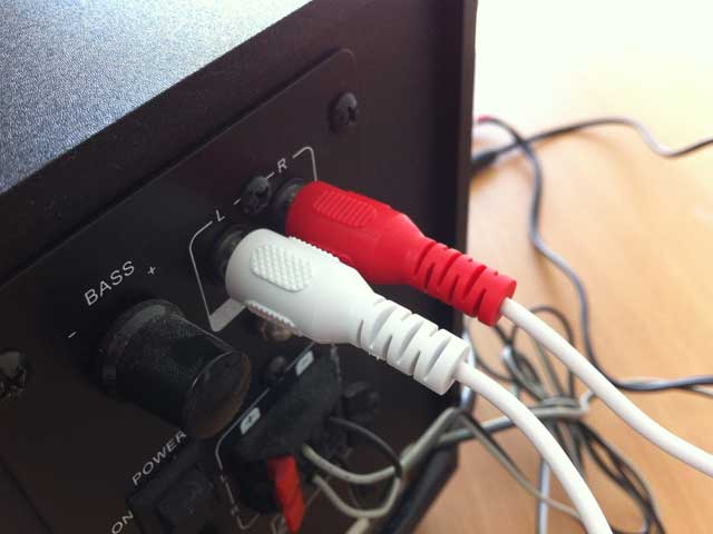 Gadgetสำหรับสาวกที่คลั่งเสียงเพลง Bluetooth 4.0 Home Music Reciever (Roxa)