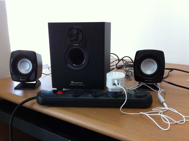 Gadgetสำหรับสาวกที่คลั่งเสียงเพลง Bluetooth 4.0 Home Music Reciever (Roxa)