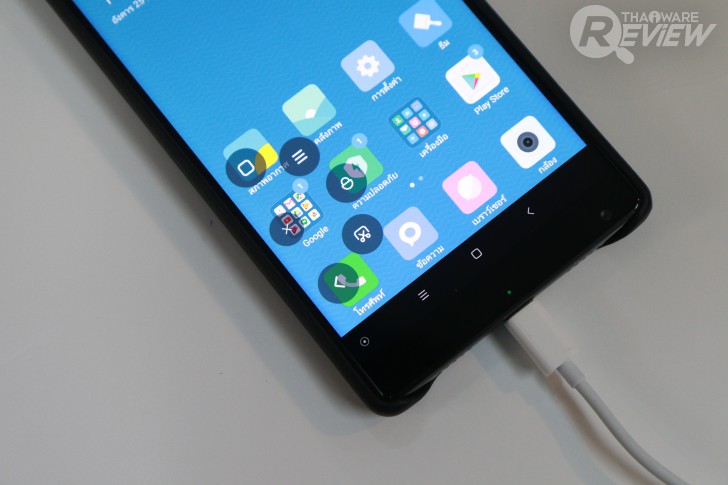 Xiaomi Mi MiX หมวยจอยักษ์ รักไร้พรมแดน กับดีไซน์ไร้ขอบ สวยสะกดทุกสายตาเมื่อแรกพบ