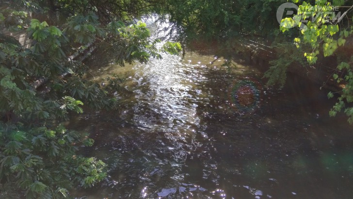 Xiaomi Mi MiX หมวยจอยักษ์ รักไร้พรมแดน กับดีไซน์ไร้ขอบ สวยสะกดทุกสายตาเมื่อแรกพบ