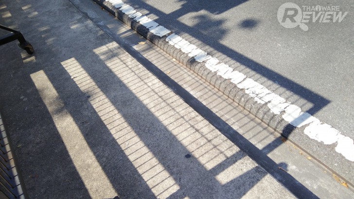 Xiaomi Mi MiX หมวยจอยักษ์ รักไร้พรมแดน กับดีไซน์ไร้ขอบ สวยสะกดทุกสายตาเมื่อแรกพบ