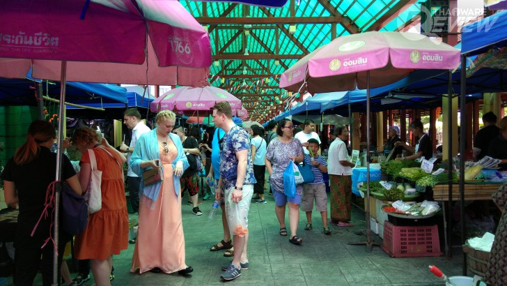 Xiaomi Mi MiX หมวยจอยักษ์ รักไร้พรมแดน กับดีไซน์ไร้ขอบ สวยสะกดทุกสายตาเมื่อแรกพบ