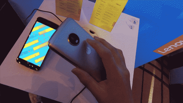 Moto G5 Plus สมาร์ทโฟนแอนดรอยด์ระดับกลาง พร้อมดีไซน์และกล้องระดับพรีเมี่ยม