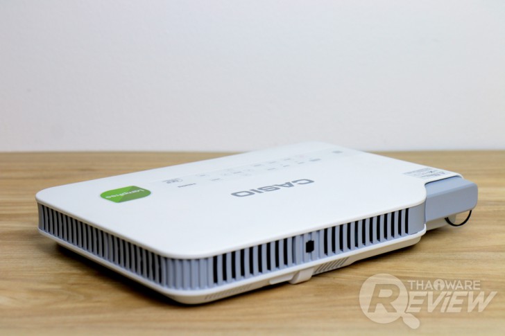 Casio XJ-A257 สลิมโปรเจคเตอร์บางเบา ภาพสวย สะดวกด้วยการฉายผ่านสมาร์ทโฟน