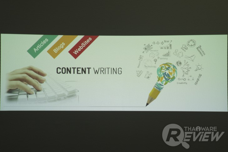 Casio XJ-A257 สลิมโปรเจคเตอร์บางเบา ภาพสวย สะดวกด้วยการฉายผ่านสมาร์ทโฟน