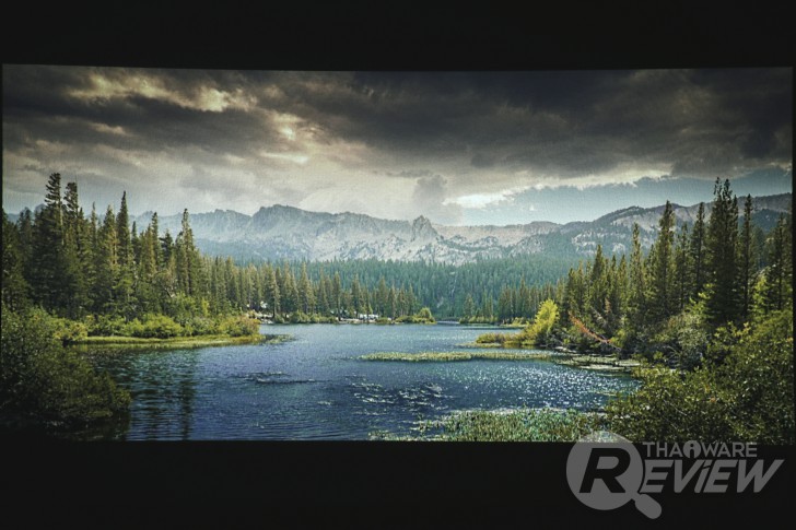 Casio XJ-A257 สลิมโปรเจคเตอร์บางเบา ภาพสวย สะดวกด้วยการฉายผ่านสมาร์ทโฟน