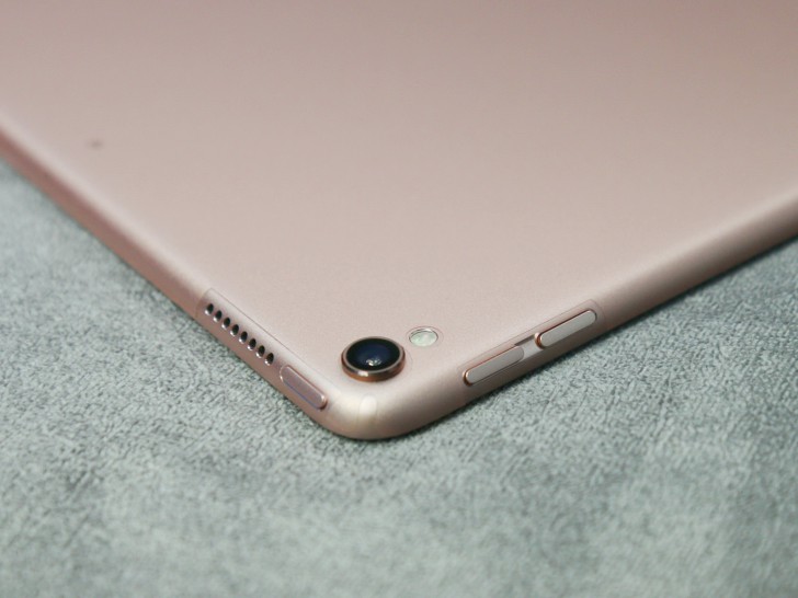 iPad Pro 10.5 นิ้ว ความสมบูรณ์แบบที่เกือบจะไร้ที่ติ