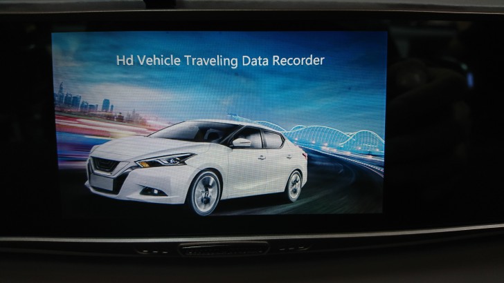 กล้องติดรถยนต์ JC Gadget รุ่น L808 แบบกระจกมองหลัง พร้อมกล้องคู่ ได้ทั้งหน้าและหลัง