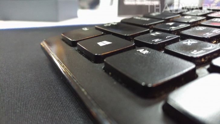 ASUS Zenfone 3 รุ่นแรม 4GB ดีไซน์หรู กล้องชัด สเปกแรง