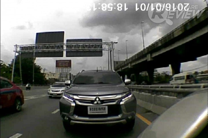 กล้องติดรถยนต์ หน้า-หลัง Dual Lens BlackBOX DVR G60 WDR ความละเอียด Full HD ราคาใสๆ