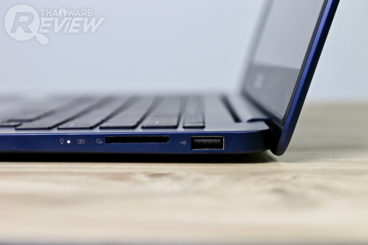 ASUS ZenBook UX430UQ อัลตร้าบุ้ค โดดเด่นด้วยดีไซน์เรียบง่าย เน้นพกพา บางเบา ประสิทธิภาพตอบโจทย์คนยุคใหม่