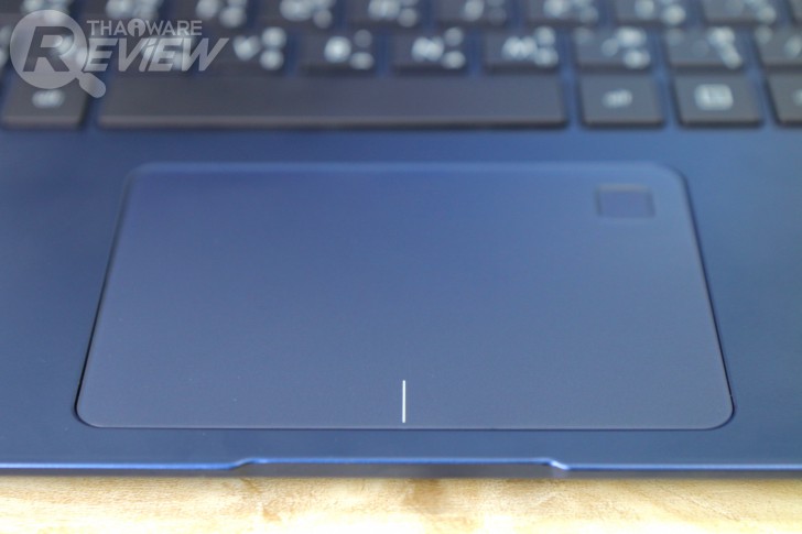 ASUS ZenBook UX430UQ อัลตร้าบุ้ค โดดเด่นด้วยดีไซน์เรียบง่าย เน้นพกพา บางเบา ประสิทธิภาพตอบโจทย์คนยุคใหม่