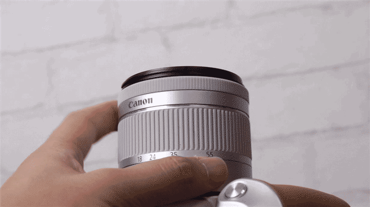 Canon EOS 200D กล้องโปรระดับเริ่มต้น ตัวเล็ก สีสวยโดดเด่น พร้อมชิป DIGIC 7