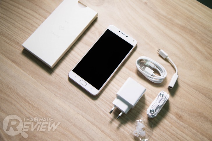 ASUS Zenfone 4 MAX Pro แบตอึดสะใจ ชัดดีด้วยกล้องคู่ กล้องหน้าเซลฟี่ ใช้งานได้ตลอดวัน