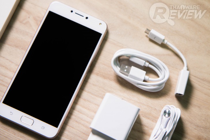 ASUS Zenfone 4 MAX Pro แบตอึดสะใจ ชัดดีด้วยกล้องคู่ กล้องหน้าเซลฟี่ ใช้งานได้ตลอดวัน