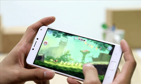 ASUS Zenfone 4 MAX Pro แบตอึดสะใจ ชัดดีด้วยกล้องคู่ กล้องหน้าเซลฟี่ ใช้งานได้ตลอดวัน