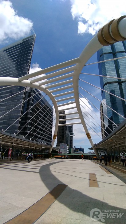 ASUS Zenfone 4 MAX Pro แบตอึดสะใจ ชัดดีด้วยกล้องคู่ กล้องหน้าเซลฟี่ ใช้งานได้ตลอดวัน