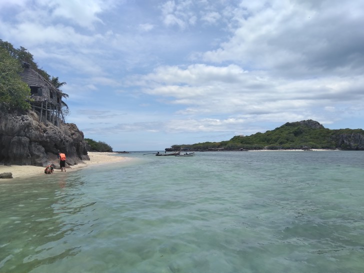 ASUS Zenfone 4 MAX Pro แบตอึดสะใจ ชัดดีด้วยกล้องคู่ กล้องหน้าเซลฟี่ ใช้งานได้ตลอดวัน