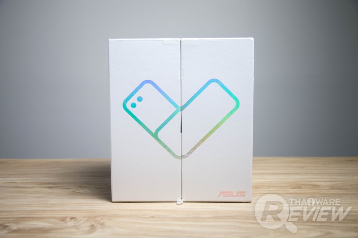 ASUS Zenfone 4 Selfie ดีไซน์สวย กล้องหน้าคู่ ถูกใจวัยเซลฟี่ ถ่ายหน้าชัดหลังเบลอได้