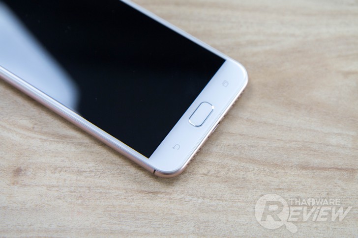 ASUS Zenfone 4 Selfie ดีไซน์สวย กล้องหน้าคู่ ถูกใจวัยเซลฟี่ ถ่ายหน้าชัดหลังเบลอได้