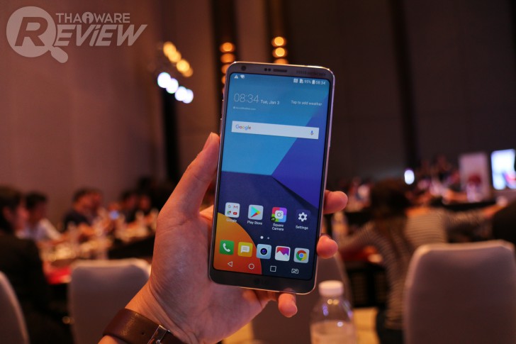 LG G6 สมาร์ทโฟนหน้าจอ Dolby Vision ดีไซน์บางสวย กล้องคู่มุมกว้าง 125 องศา