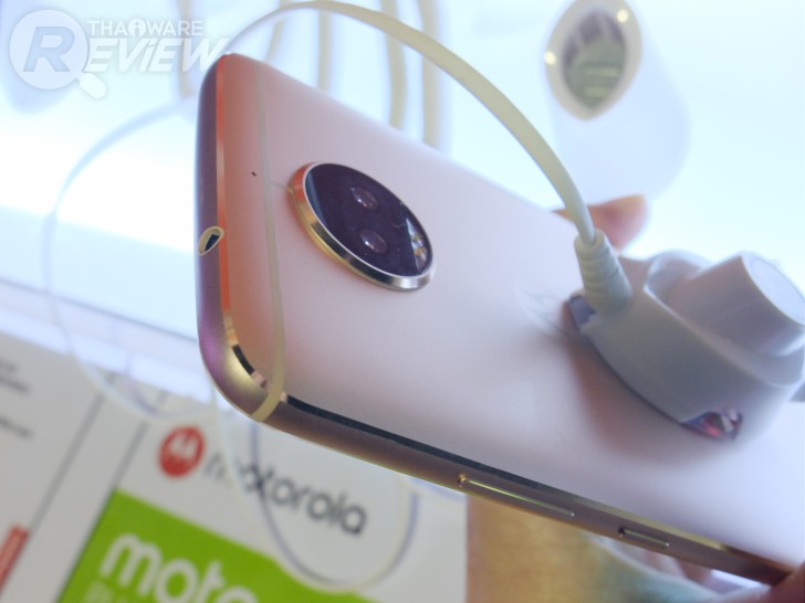 Moto G5S Plus สานต่อมือถือพรีเมี่ยมราคาประหยัด พร้อมเลนส์คู่ บอดี้โลหะ และหน้าจอที่ใหญ่ขึ้น