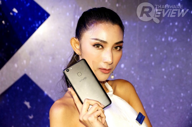 Vivo V7+ เซลฟี่สมาร์ทโฟน กล้องหน้า 24 ล้านพิกเซล จอภาพไร้ขอบ ในราคาแค่ 11,990 บาท