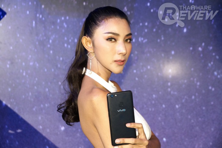 Vivo V7+ เซลฟี่สมาร์ทโฟน กล้องหน้า 24 ล้านพิกเซล จอภาพไร้ขอบ ในราคาแค่ 11,990 บาท