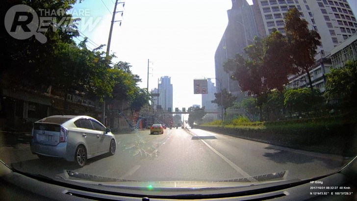 HP f550g กล้องติดรถยนต์เลนส์แก้วมุมกว้าง 156 องศา ความละเอียด Quad HD คมชัดสะใจ