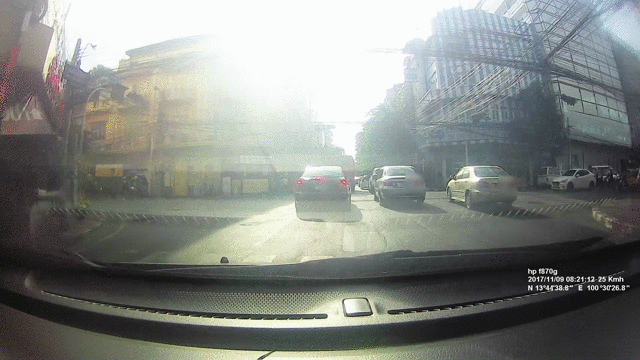 HP f870g กล้องติดรถยนต์ จอใหญ่ 3 นิ้ว มีกล้องหลังพร้อมระบบช่วยจอดรถ และ GPS ในตัว HP f870g กล้องติดรถยนต์ จอใหญ่ 3 นิ้ว มีกล้องหลังพร้อมระบบช่วยจอดรถ และ GPS ในตัว