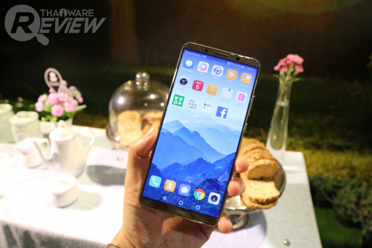 Huawei Mate 10 Pro สมาร์ทโฟน AI Chipset เครื่องแรกของโลก
