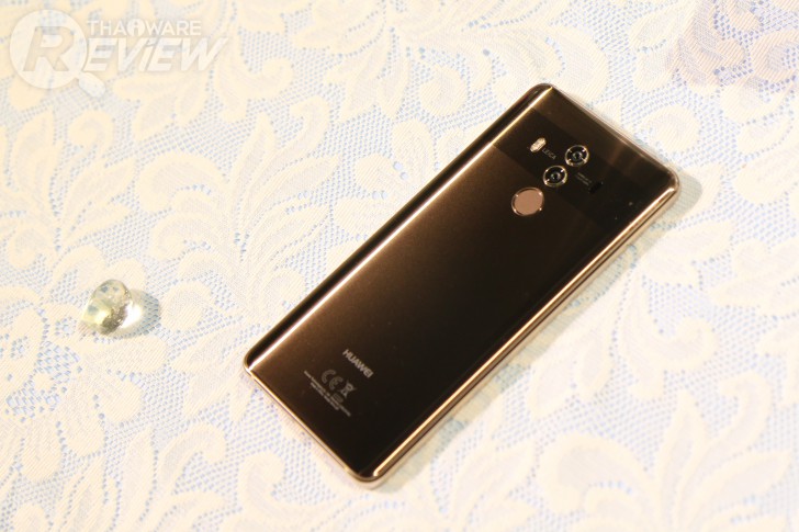 Huawei Mate 10 Pro สมาร์ทโฟน AI Chipset เครื่องแรกของโลก