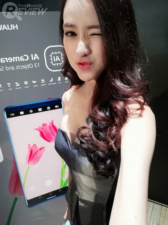 Huawei Mate 10 Pro สมาร์ทโฟน AI Chipset เครื่องแรกของโลก