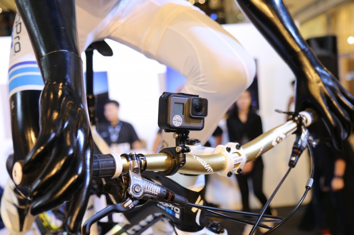 โกโปร HERO6 Black จิ๋วแต่แจ๋วบันทึกวิดีโอ 4K 60fps สบายๆ 1080p 240fps ก็ได้ด้วยนะ