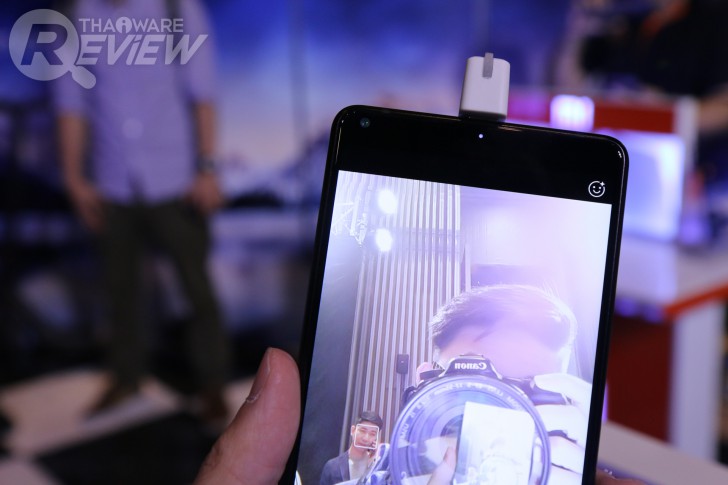 Xiaomi Mi MIX 2 สานต่อสมาร์ทโฟนไร้ขอบ พื้นผิวเซรามิก หรูหรา ราคาจับต้องง่าย