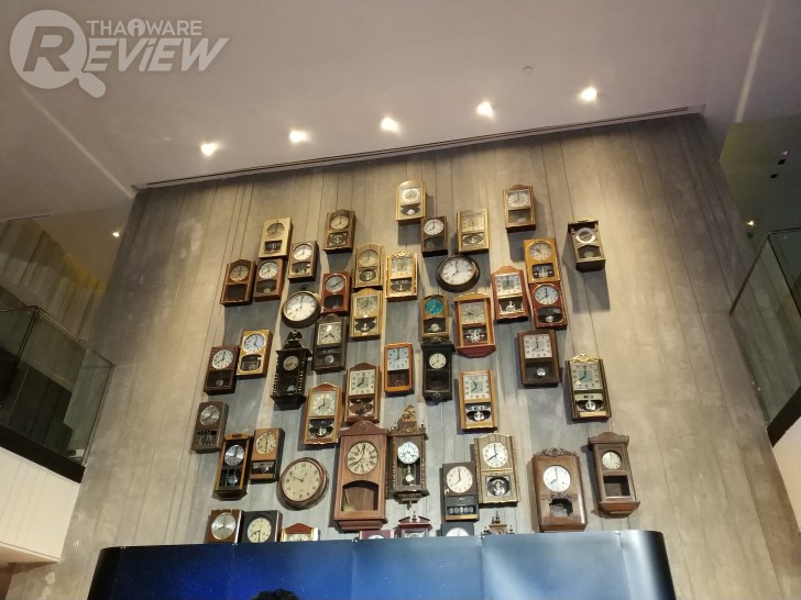 Xiaomi Mi MIX 2 สานต่อสมาร์ทโฟนไร้ขอบ พื้นผิวเซรามิก หรูหรา ราคาจับต้องง่าย