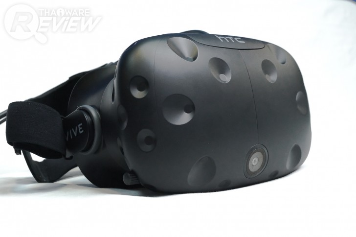 HTC Vive: ดื่มด่ำไปกับประสบการณ์โลกเสมือนพร้อมรับอิสระในการเคลื่อนที่ควบคู่กันจนฟินนาเร่! 