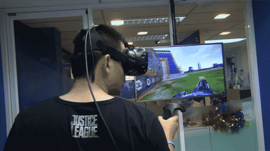 HTC Vive: ดื่มด่ำไปกับประสบการณ์โลกเสมือนพร้อมรับอิสระในการเคลื่อนที่ควบคู่กันจนฟินนาเร่! HTC Vive: ดื่มด่ำไปกับประสบการณ์โลกเสมือนพร้อมรับอิสระในการเคลื่อนที่ควบคู่กันจนฟินนาเร่!