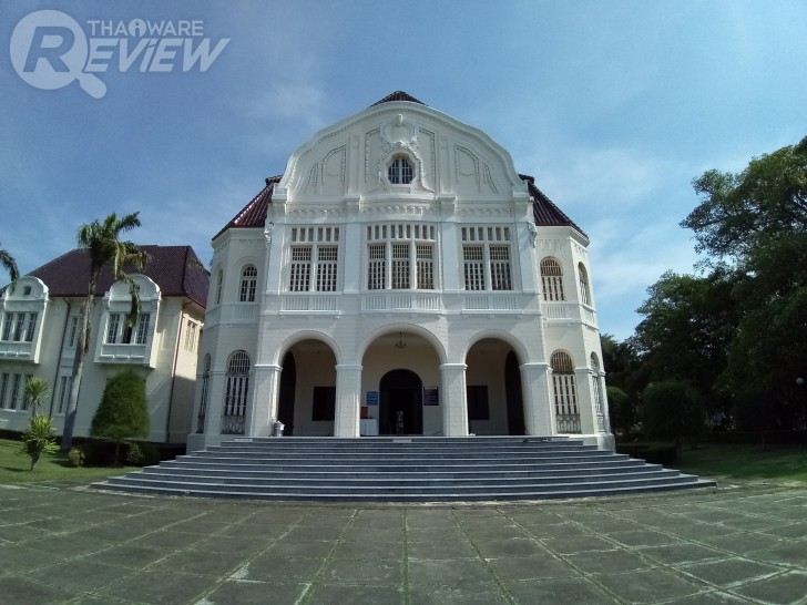 Zenfone Max Plus สมาร์ทโฟนระดับมิดเรนจ์ กล้องหลังเลนส์คู่ จอ Full View รุ่นแรกของ ASUS