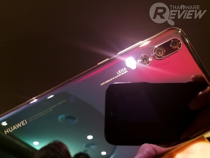 Huawei P20 Pro เรือธงข้ามรุ่น กล้องหลัง 3 เลนส์ อีกระดับของความสวยหรู