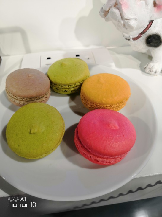 Honor 10 มือถือตัวแรงกล้องเด่น เรือนร่างงดงาม ในราคา 13,990 บาท