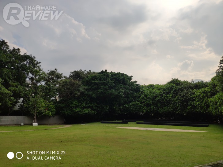 Xiaomi Mi Mix 2S มือถือสุดแรง ราคาสุดถูก เมื่อศิลปะมาบรรจบกับเทคโนโลยี