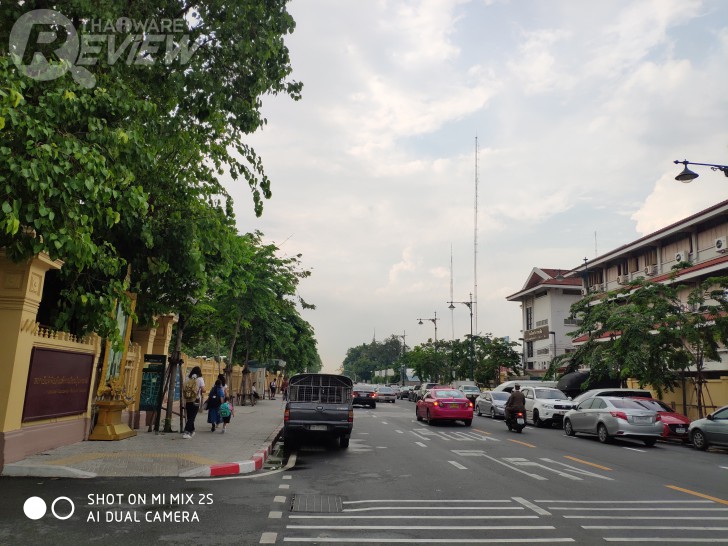 Xiaomi Mi Mix 2S มือถือสุดแรง ราคาสุดถูก เมื่อศิลปะมาบรรจบกับเทคโนโลยี