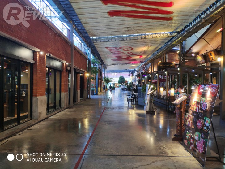 Xiaomi Mi Mix 2S มือถือสุดแรง ราคาสุดถูก เมื่อศิลปะมาบรรจบกับเทคโนโลยี