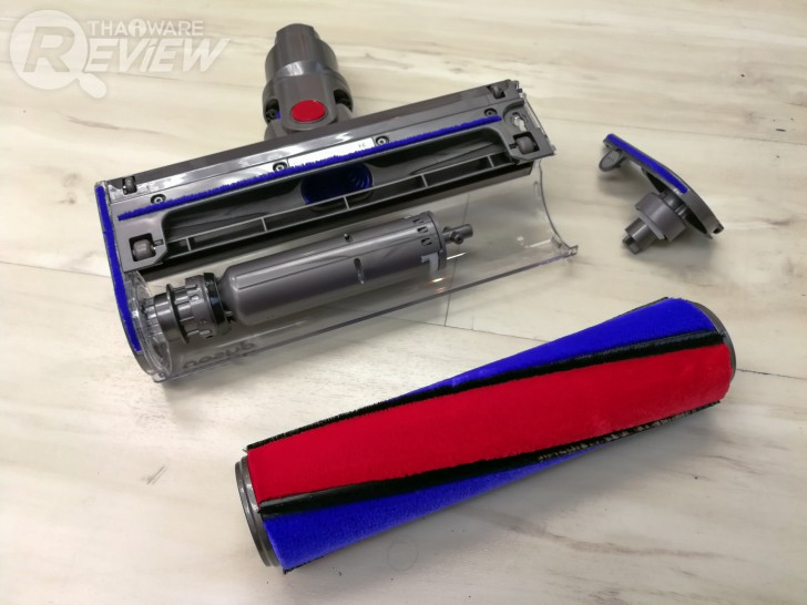 Dyson V8 Carbon Fibre เครื่องดูดฝุ่นไร้สาย อัพเกรดความแรง หัวดูดหลากหลาย จัดได้ทุกกระบวนท่า