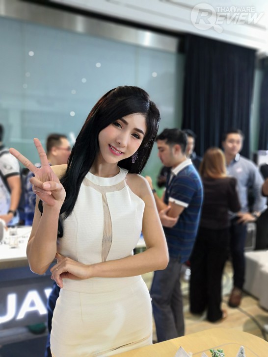 Huawei nova 3 & 3i สองพี่น้องสมาร์ทโฟน 4 กล้อง ดีไซน์พรีเมี่ยม ถ่ายรูปเยี่ยมด้วย AI
