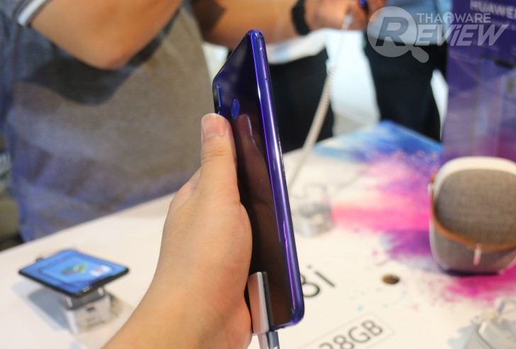 Huawei nova 3 & 3i สองพี่น้องสมาร์ทโฟน 4 กล้อง ดีไซน์พรีเมี่ยม ถ่ายรูปเยี่ยมด้วย AI