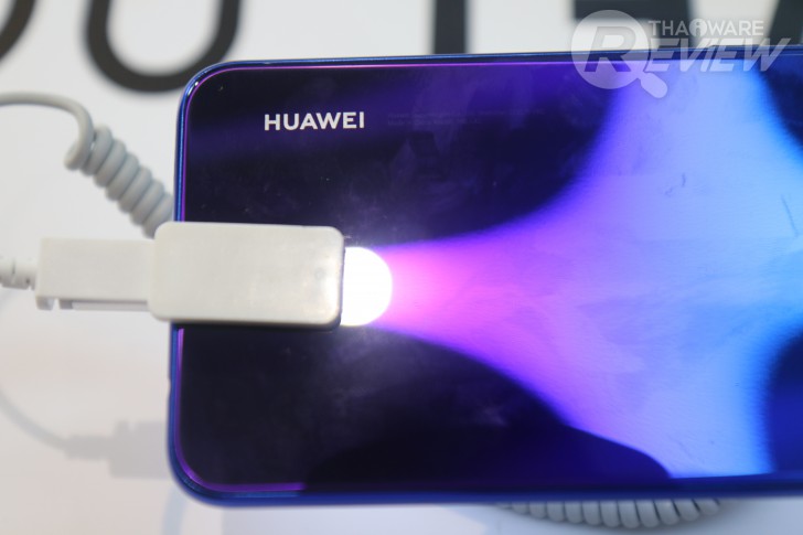 Huawei nova 3 & 3i สองพี่น้องสมาร์ทโฟน 4 กล้อง ดีไซน์พรีเมี่ยม ถ่ายรูปเยี่ยมด้วย AI