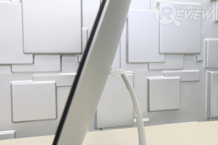 Dell 27 Ultrathin S2719DM จอ 2K สุดบาง แสดงสีสดใสสมจริง ทำกราฟฟิกก็ได้ ดูหนังก็ดี 